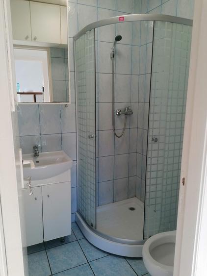 Vand garsoniera in zona 7 Noi. - 1