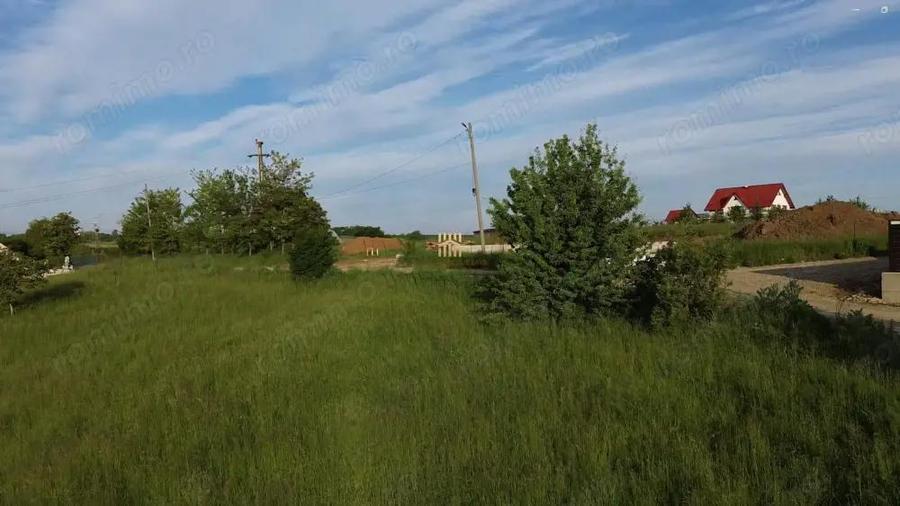 Teren intravilan in oras Siret 1100 mp! De vanzare! 0727817187 - 3