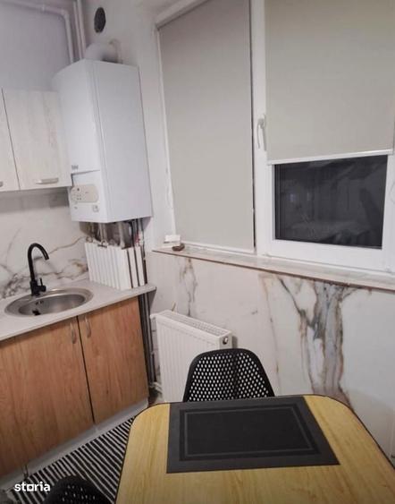 Apartament cu trei camere zona Gemenii - 2
