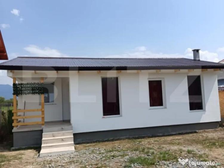 Casa de vanzare Livezile, str. principala - 6