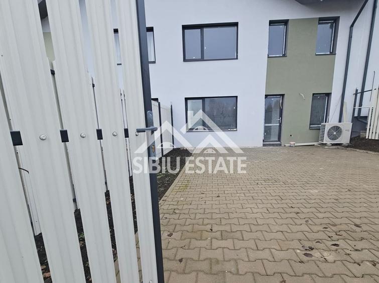 Casa de mutat 4 camere, 2 bai Sibiu Vest - 13