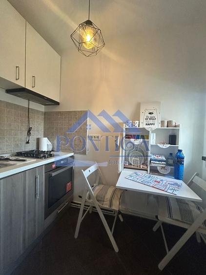 Garsoniera zona Capitol - 3