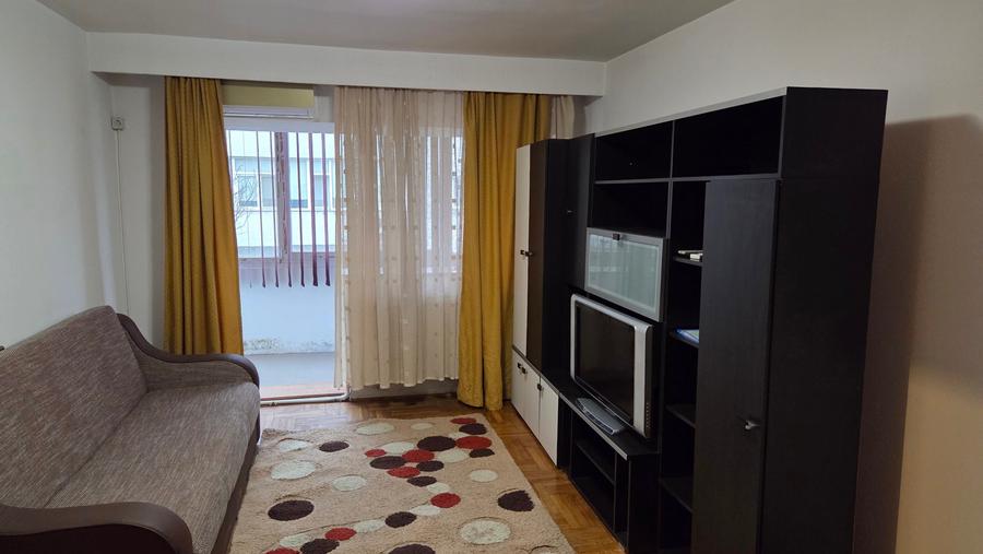 Dacia, ap. 2 camere, decomandat, etaj 2/4 - 1