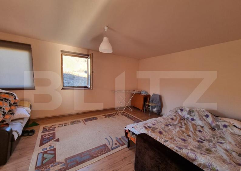 Casa individuala, 195 mp, 6300 mp teren, zona Jucu - 16