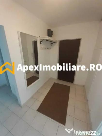 Apartament cu 3 camere decomandat în Brâncoveanu
