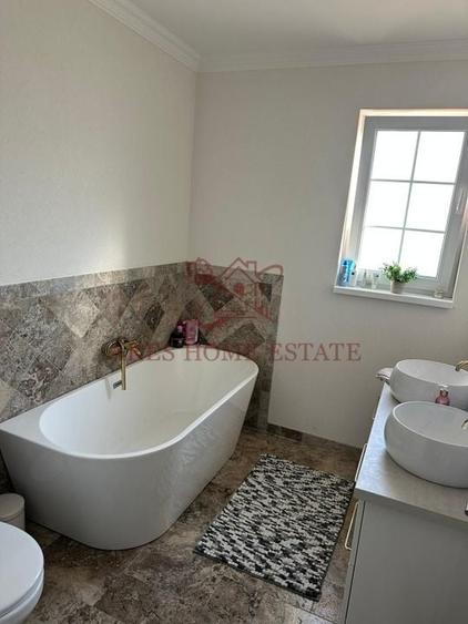 Casa in stil mediteranean, ultrafinisată 5 camere, 3 bai + curte. - 27