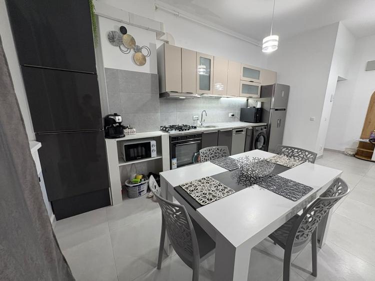 Apartament, 2 camere, open-space, Calea Bucuresti, Zona Electroputere - 6