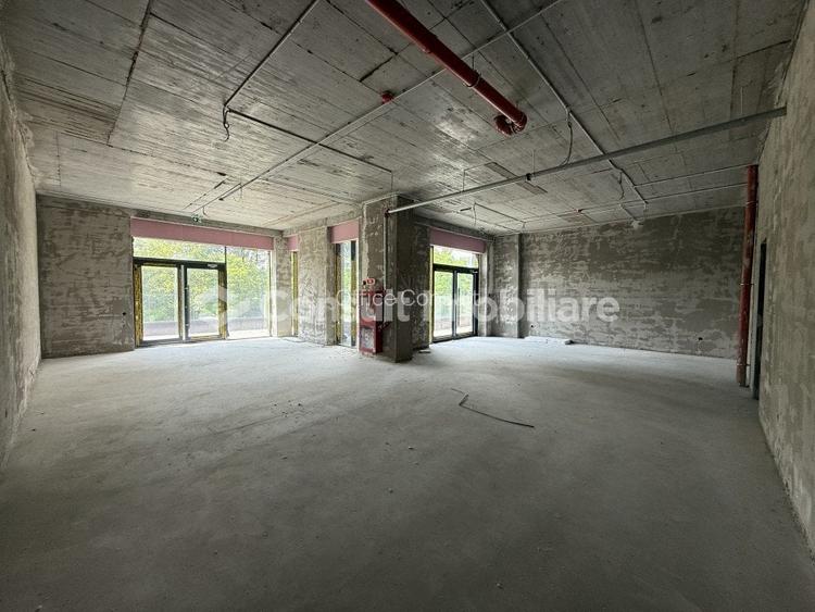 Spatiu Comercial | Sopor | Baza sportiva Spatiu Comercial | Sopor | Baza sportiva