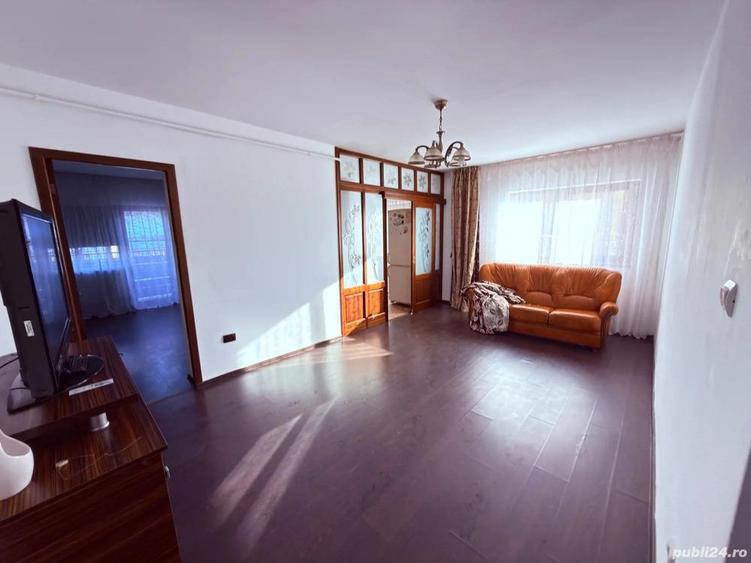 Apartament 3 camere de vanzare Bucium - 6