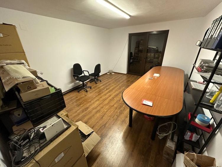 Cladire pretabila spațiu birouri/ clinica - 36