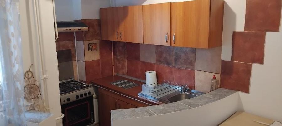 Garsonieră decomandată în Nicolina