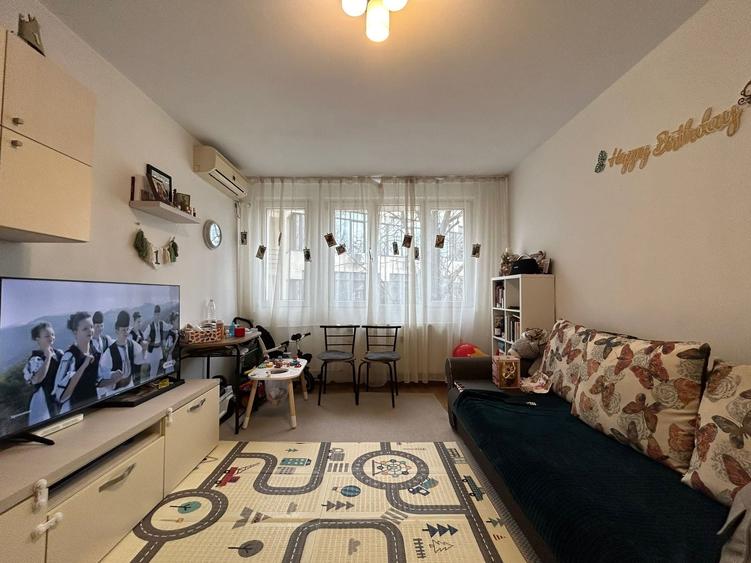 Dristor 2 Camere Etaj 1 Bloc Reabilitat 52 Mp Instalatii Schimbate 3 Min Metrou - 1