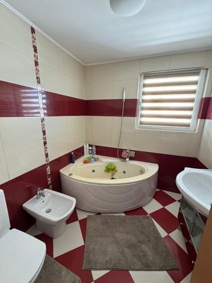 Apartament PENTHOUSE cu scara interioara  4 camere - 14