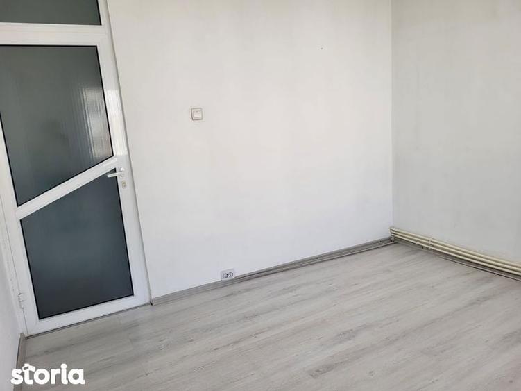 Vand Apartament zona Liceul Agroalimentar ( depozit farmaceutic) - 2