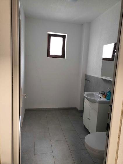 Inchiriez spatiu comercial Selimbar, str. Doamna Stanca - 2