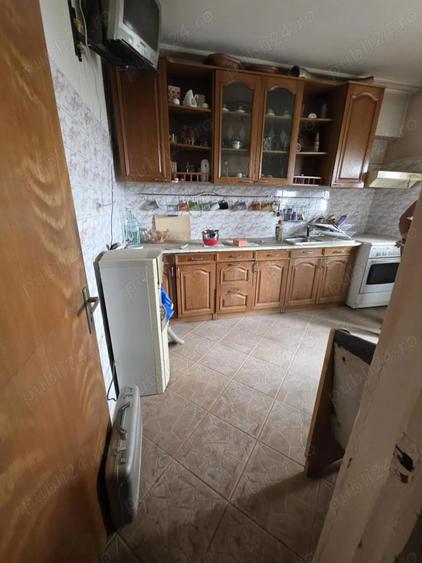 Apartament 4 camere de vanzare Alexandru Obregia - Piata Straduintei - 5