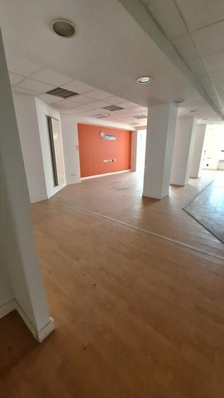 Spatiu comercial/Clinica/Cladire de birouri - Sibiu - 11
