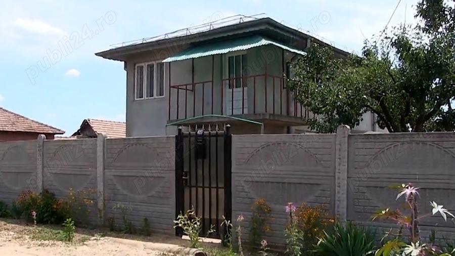 Casa 25 km de Craiova schimb cu camera de camin confort - 6