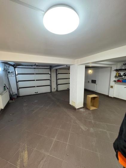 Duplex cu 2 apartamente si subsol cu garaj - 5