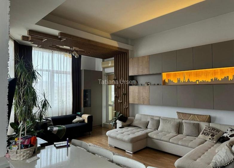 Apartament cu 3 camere decomandat, mobilat în Titan