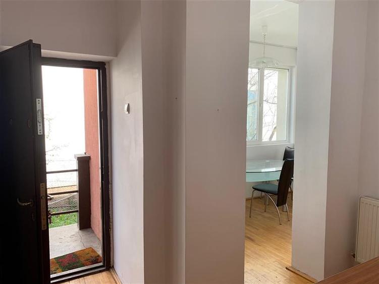 Inchiriere casa 3 camere cu gradina de 500 mp in Dambul Rotund - 8