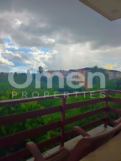 Apartament cu 3 camere semidecomandat, mobilat în Gării