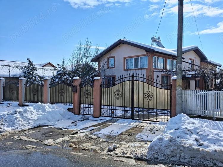 Casa de vanzare Pucheni Mari - 2