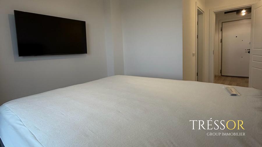 3 camere/mobilat, 81 mp, 2 balcoane, 2 băi, bloc nou - 13