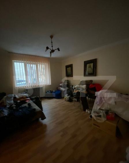 Casa de vanzare, cu 7 camere, 390 mp - Versatila ?i Centra - 4