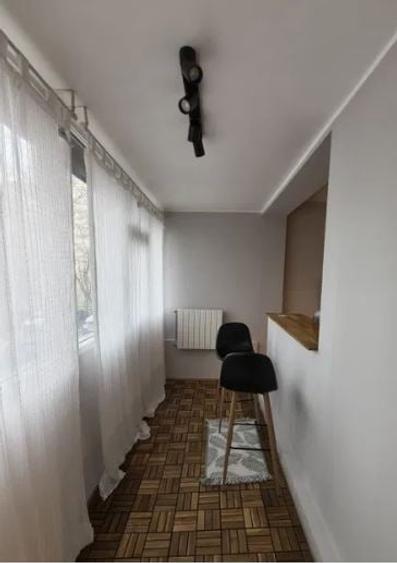Apartament 2 Camere,Tineretului,et.1/2,Amenajat,centrala,mobilat,utilat,complet - 2
