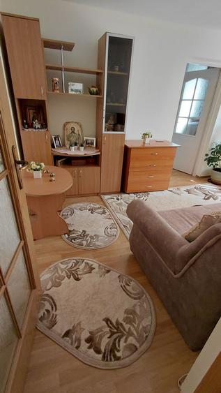 Vind apartament curat mobila noua .nu necesita inbunatatiri - 6