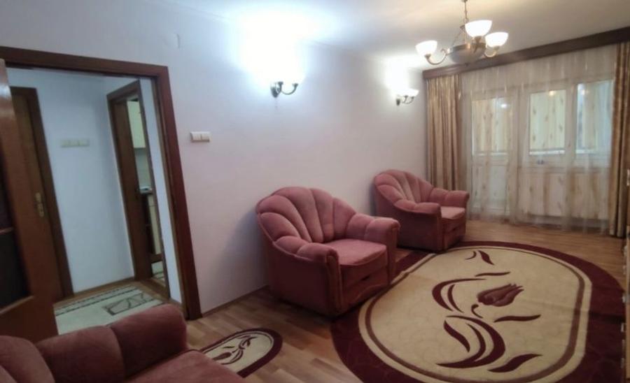 Proprietar,ofer spre inchiriere ap cu 3 camere in Lenjn Sud!+ garaj - 4