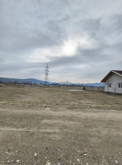 De vanzare teren intravilan Drumul Petrestiului - 4