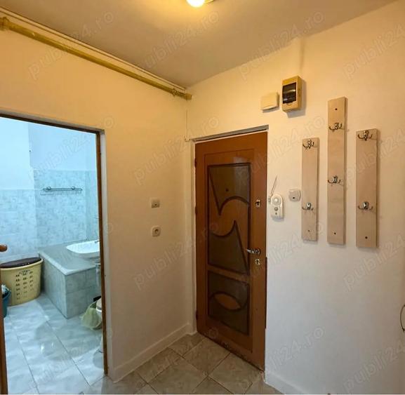 Garsoniera mare Cora Constanta de inchriat - 2