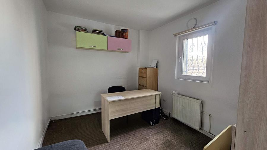 Zona Afi-Camera de comert apartament 3 camere etaj 1 - 8