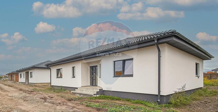 COMISION 0 Casa individuala pe parter, Cartier Izvor COMISION 0 Casa individuala pe parter, Cartier Izvor