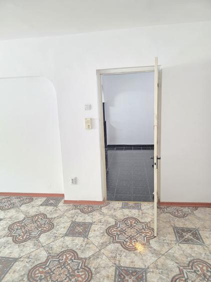 Unirii Rond Alba Iulia ,Matei Basarb stradal , pt locuit sau birou - 10