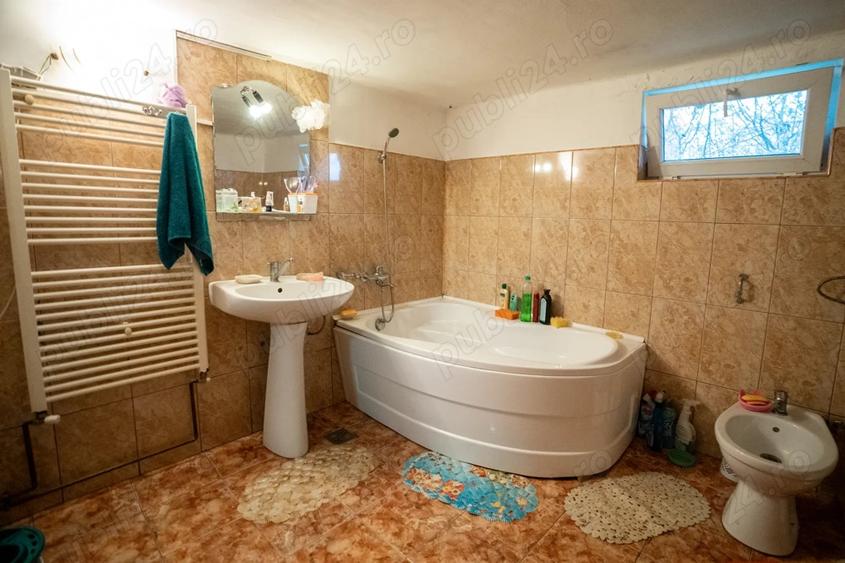 Casa Centrala in Galicea, Anexe, Teren total 3334mp - 4