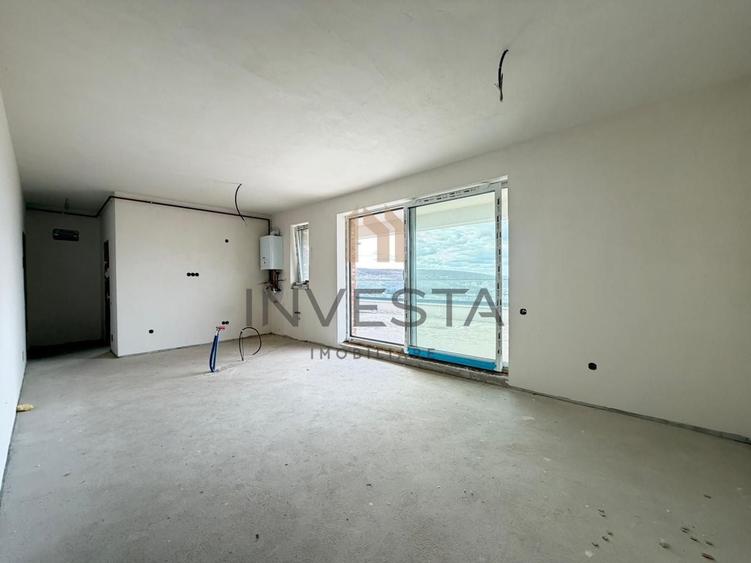 Apartament de vanzare 2 camere si terasa de 60 mp - zona Europa - 2