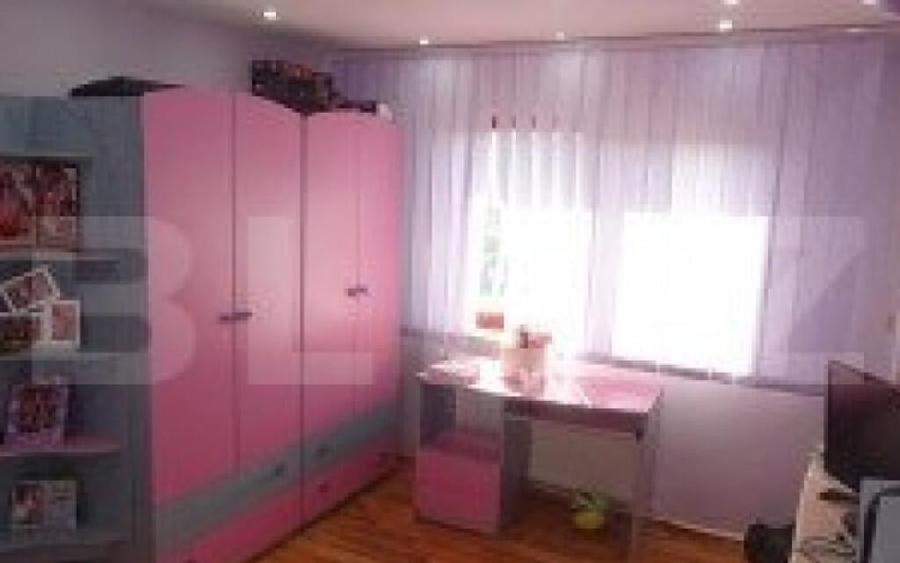 Apartament de vanzare, cu 4 camere, 92 mp, zona ultracentra - 2