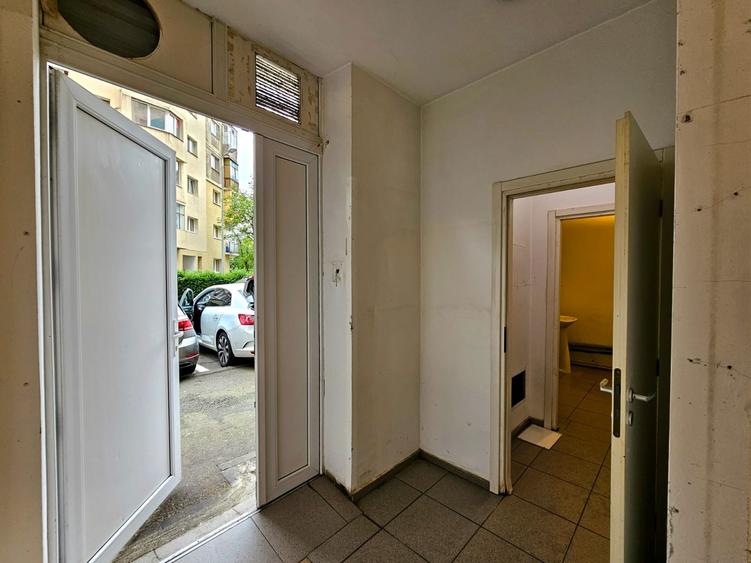 Spatiu comercial ,95 mp  Vis  a Vis Piata Marasti ! - 8
