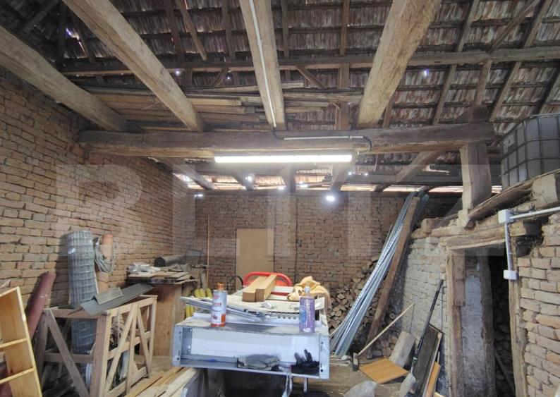 Casa ?araneasca cu 180 mp utili ?i teren de 1360 mp, A - 14