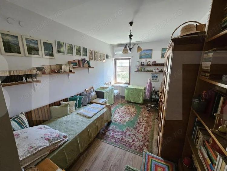 Apartament in vila, 47 mp, curte proprie de 37 mp - Cartier 23 August, Sector 3 - 8