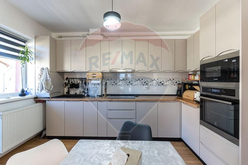 COMISION 0%| DE VANZARE| 3 CAMERE+MANSARDA AMENAJATA| LOC DE PARCARE| - 5