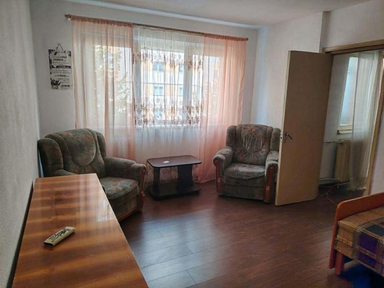 Apartament cu 2 camere semidecomandat în Nord