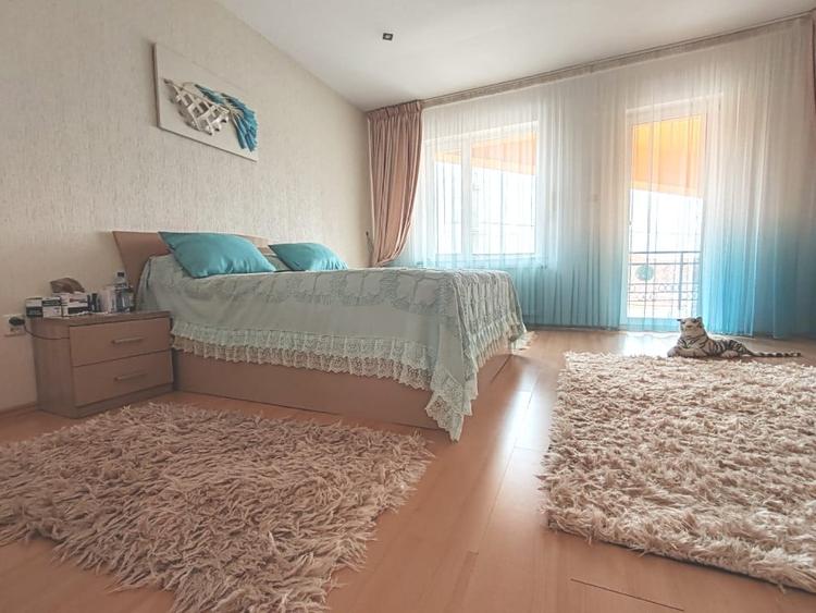 Casa 7 camere, 4 grupuri sanitare, curte si gradina - 10