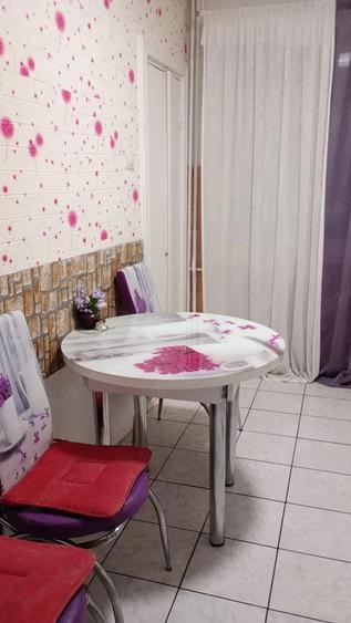 Inchiriez apartament ultracentral cu 2 camere - 2