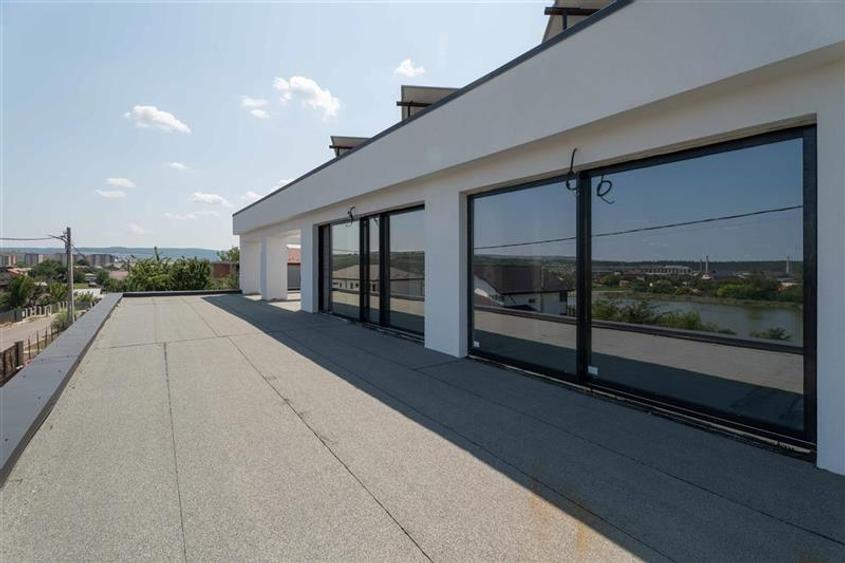 Vila in stil mediteranean cu vedere la lac - 6