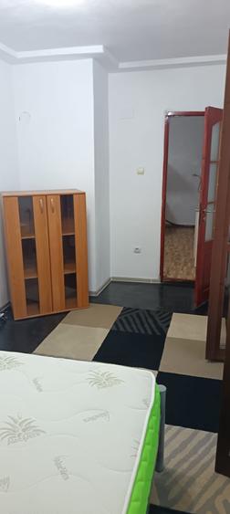 Inchiriez apartament decomandat - 5