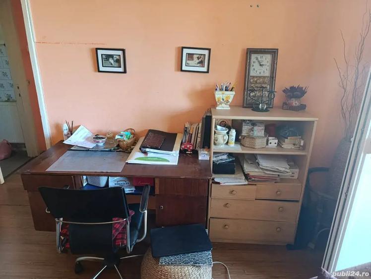 Vand apart 2 camere zona Peco - 3